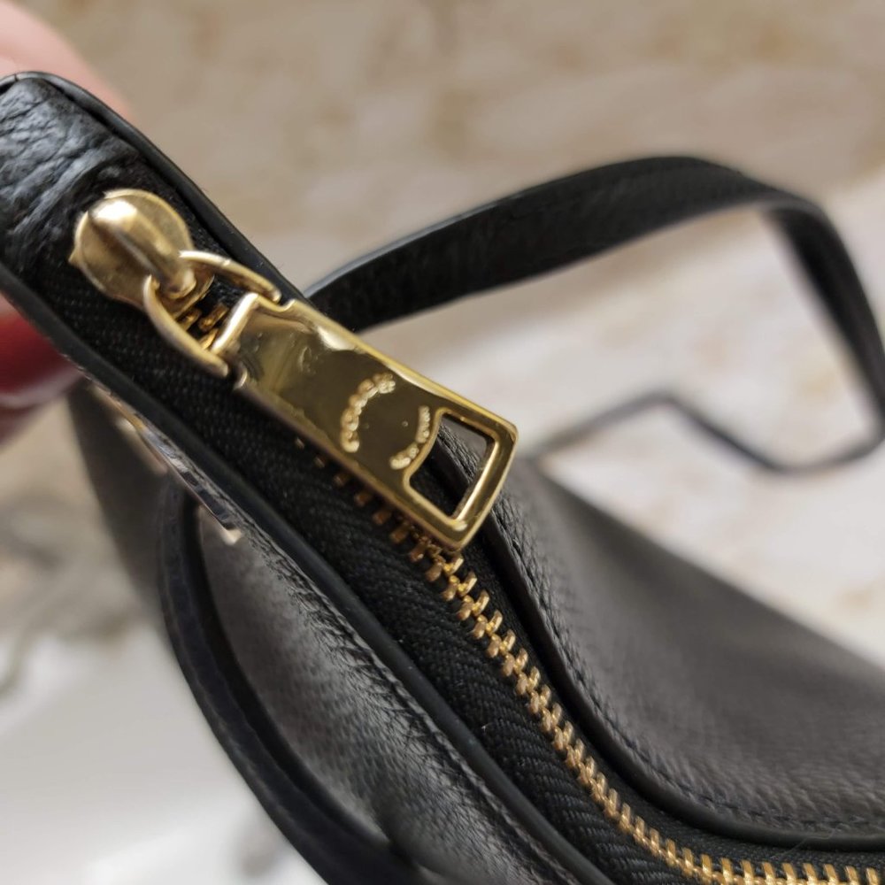 SOLD Coach Crossboby Chain Bag - Picture 6 of 8